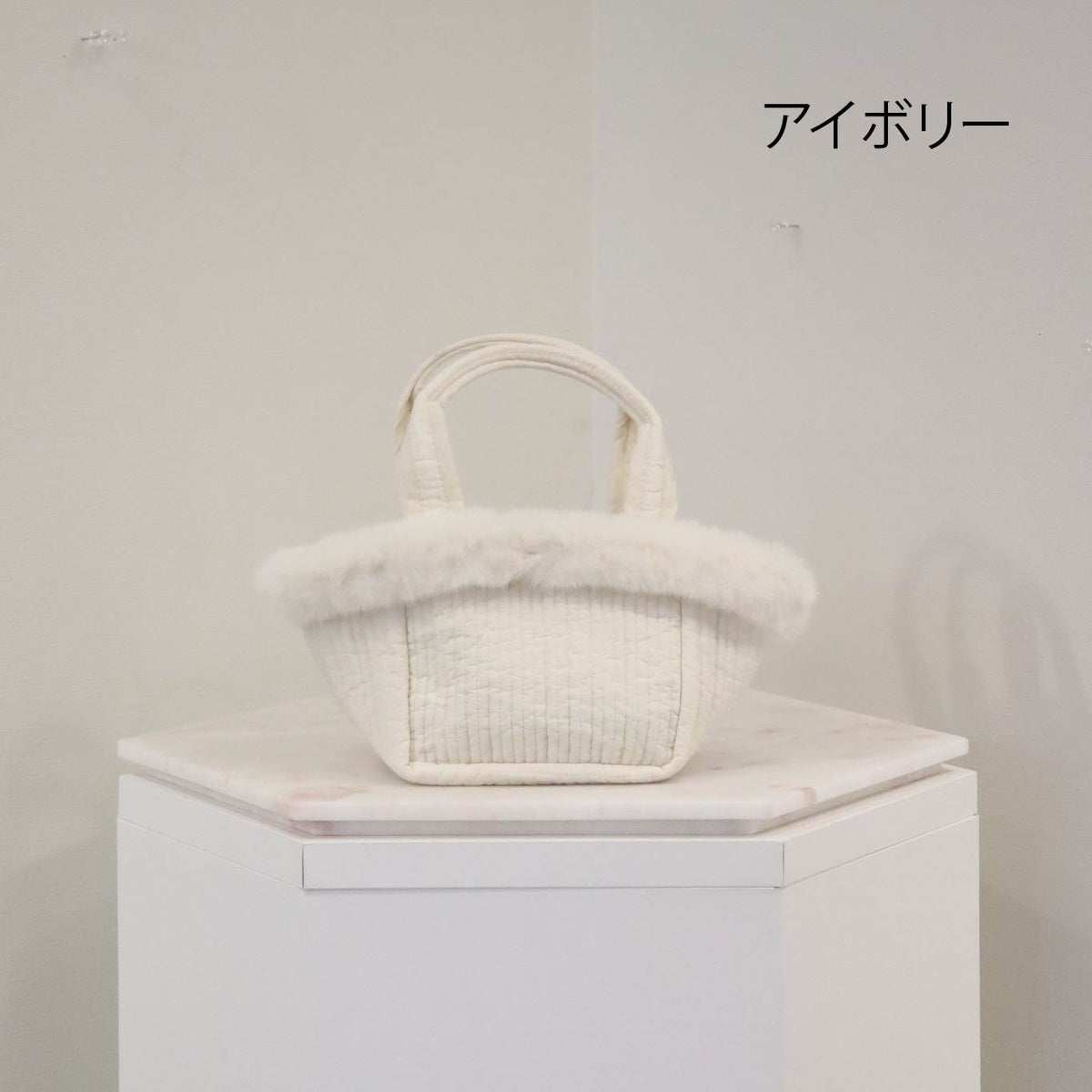 リトル東大門 B6-42　デイリーファーヌビバッグ