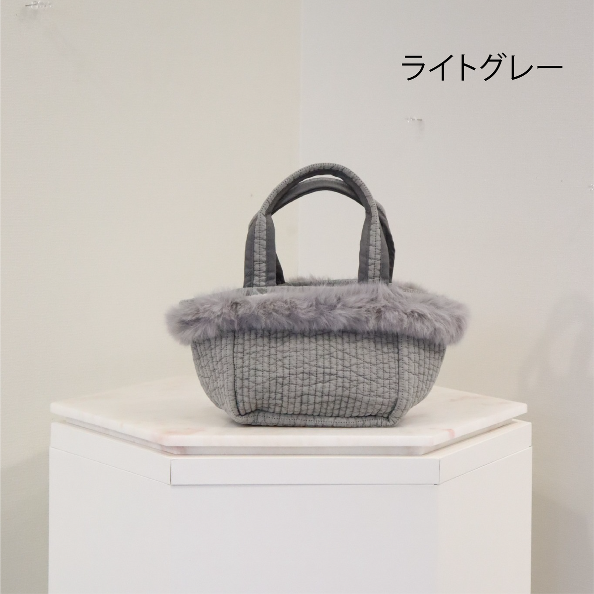リトル東大門 B6-42　デイリーファーヌビバッグ